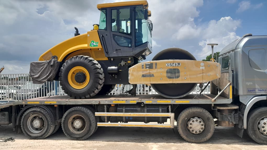TANZANIA NEW SKY INDUSTRIAL CO., LTD. (NEW SKY TANZANIA) Successfully Delivers Road Roller